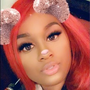 Meet your Posher, Alalexis